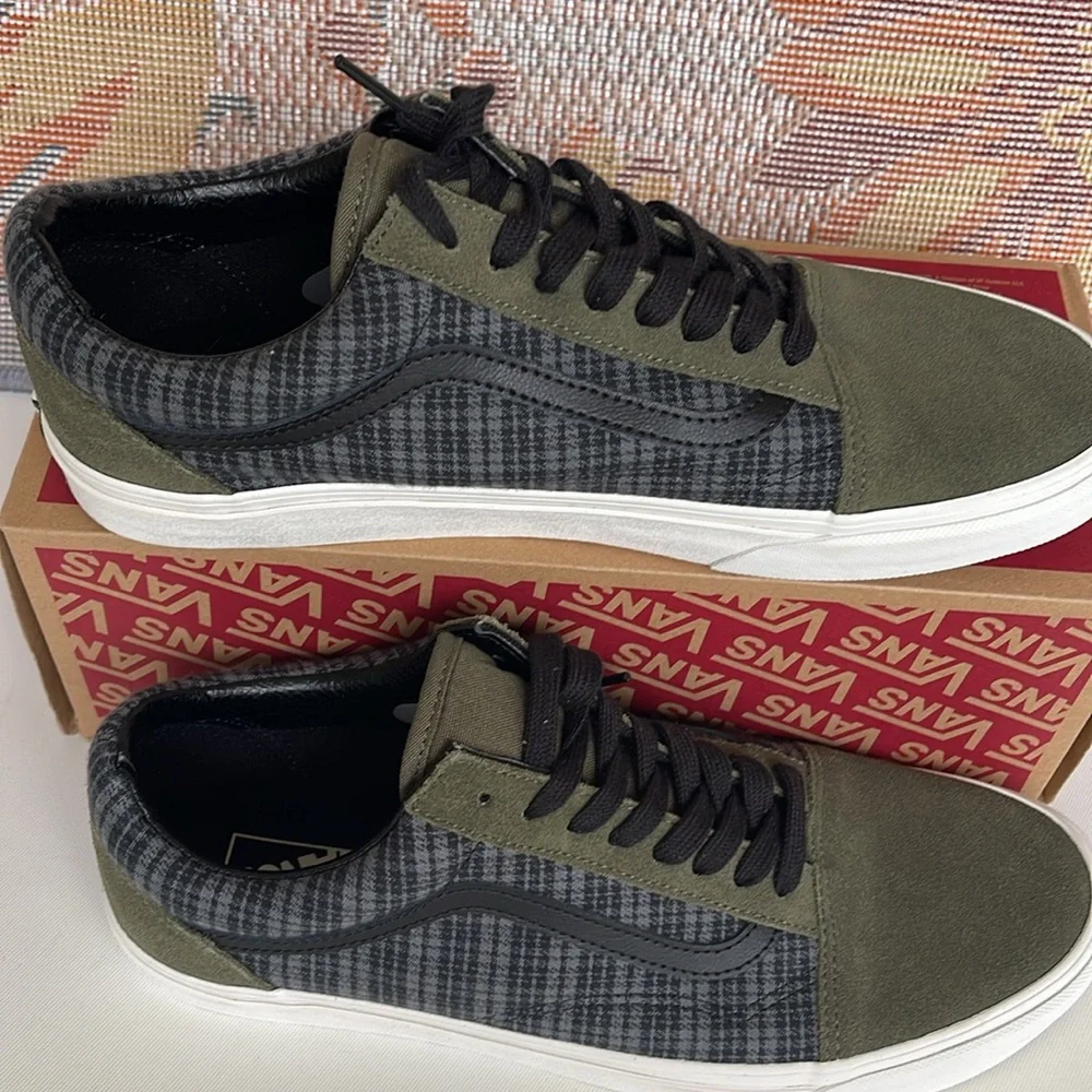 Vans Men’s Old Skool
Grunge Plaid Multi
VN000CP5BMB
Sneakers - Picture 3 of 16
